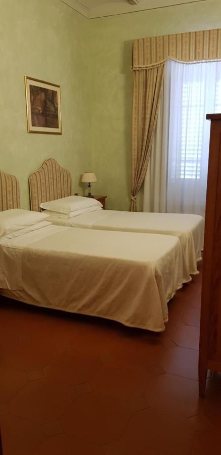 B&B Palazzo Al Torrione 2 San Gimignano Buitenkant foto